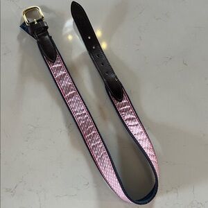 EUC VINEYARD VINES SZ 28 BOYS BELT